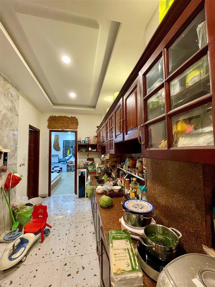 Chính chủ bán nhà mặt tiền nguyễn thị sóc, giá cực rẻ