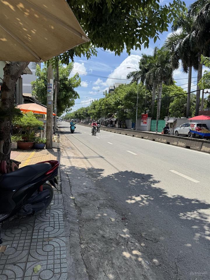 Chính chủ bán nhà mặt tiền nguyễn thị sóc, giá cực rẻ