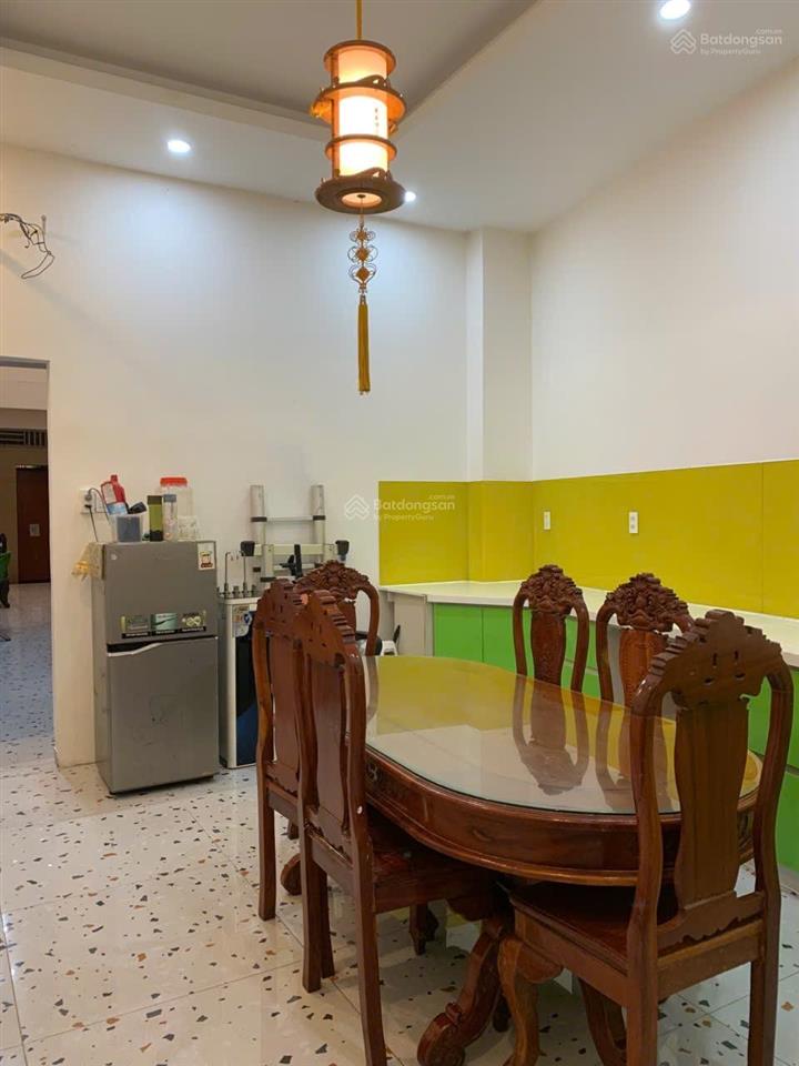 Chính chủ bán nhà mặt tiền nguyễn thị sóc, giá cực rẻ