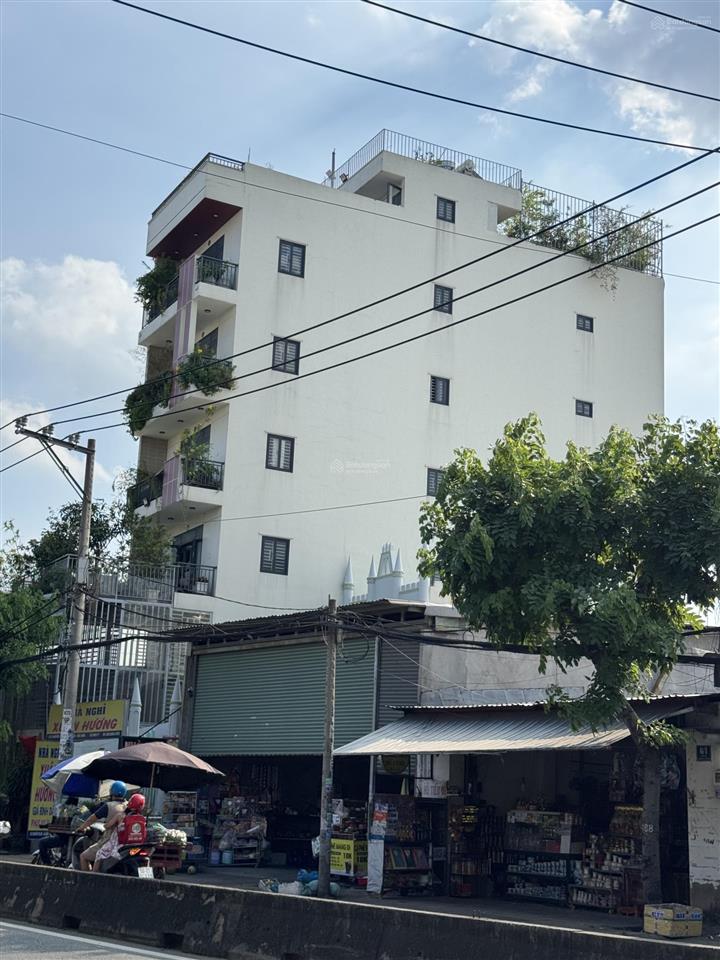 Chính chủ bán nhà mặt tiền 6 x30m, xây dựng 7 lầu kiên cố