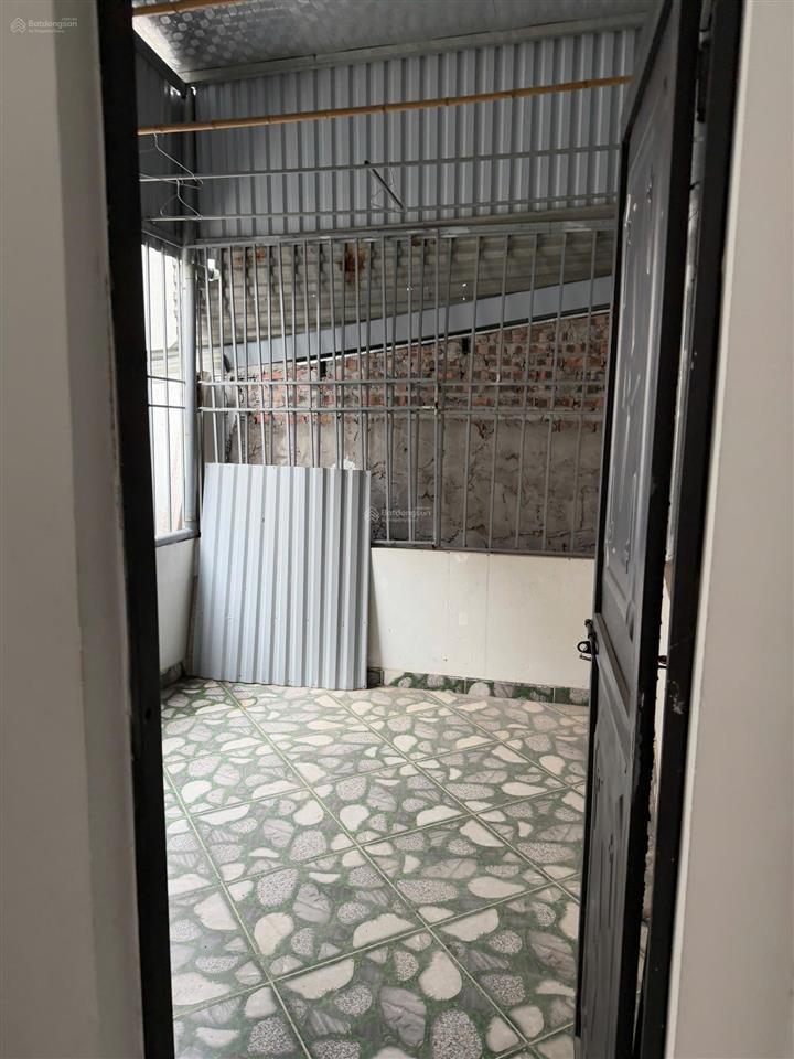 Bán nhà riêng tại đồng nhân, 4,6 tỷ, 30m2, 4pn, 4wc, mặt tiền 3m