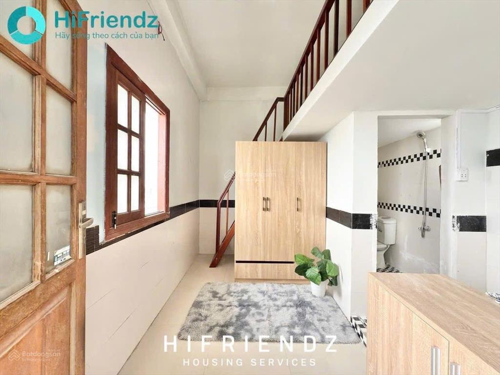 Duplex mới xây  gác thang hộp siêu đẹp  có ban công tiện di chuyển tân phú  q.11