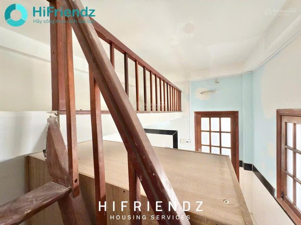 Duplex mới xây  gác thang hộp siêu đẹp  có ban công tiện di chuyển tân phú  q.11