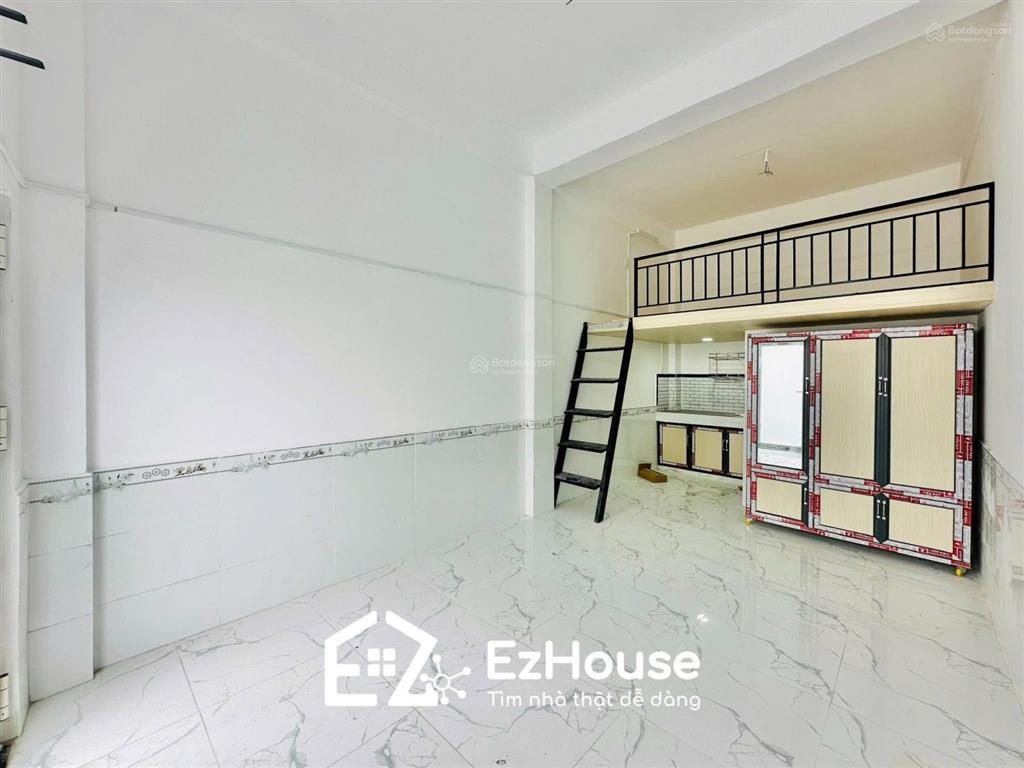 Duplex gác cao ngay nguyễn văn luông  mới 100%  đường lớn oto tới chỗ  thuận tiện di chuyển