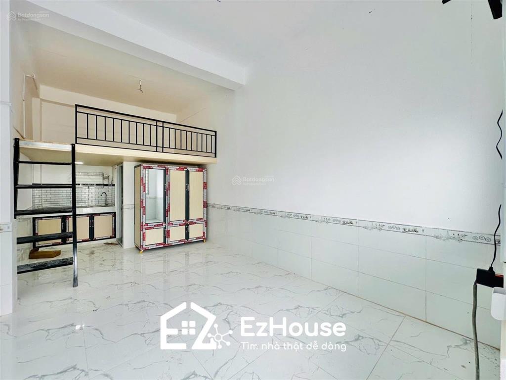 Duplex gác cao ngay nguyễn văn luông  mới 100%  đường lớn oto tới chỗ  thuận tiện di chuyển