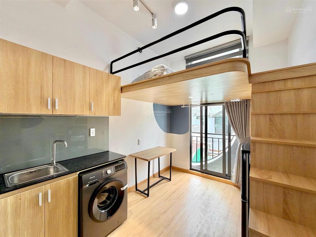 Duplex đầy đủ nội thất cho sinh viên vlu, iuh  có ban công riêng siêu đẹp