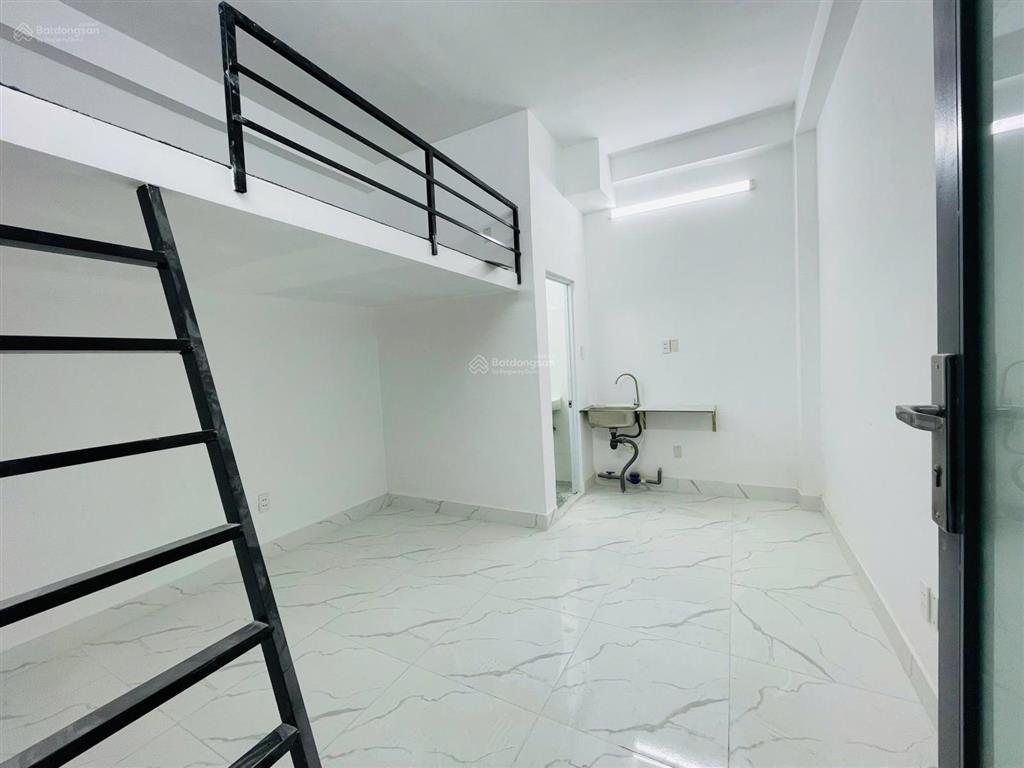 Phòng trọ có gác cửa sổ & ban công giá từ 2 triệu 8 ngay phan anh giáp tân phú