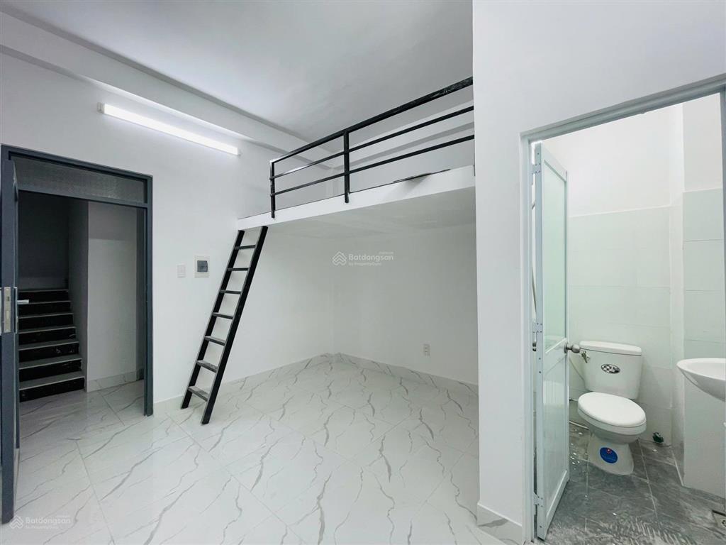 Phòng trọ có gác cửa sổ & ban công giá từ 2 triệu 8 ngay phan anh giáp tân phú