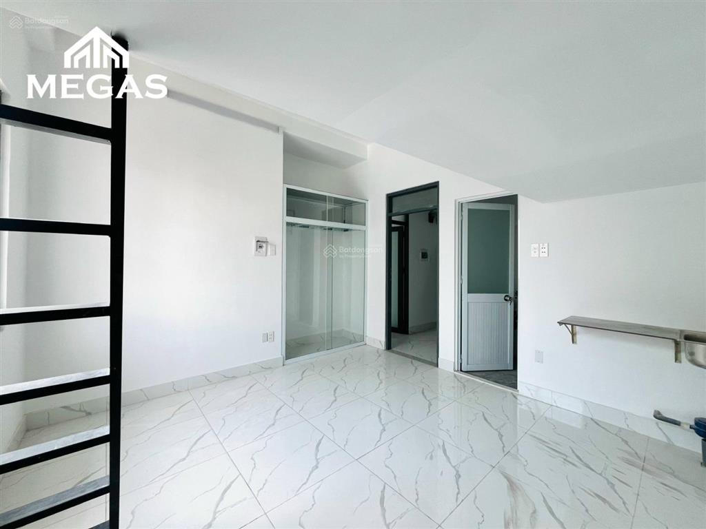 Phòng trọ có gác cửa sổ & ban công giá từ 2 triệu 8 ngay phan anh giáp tân phú