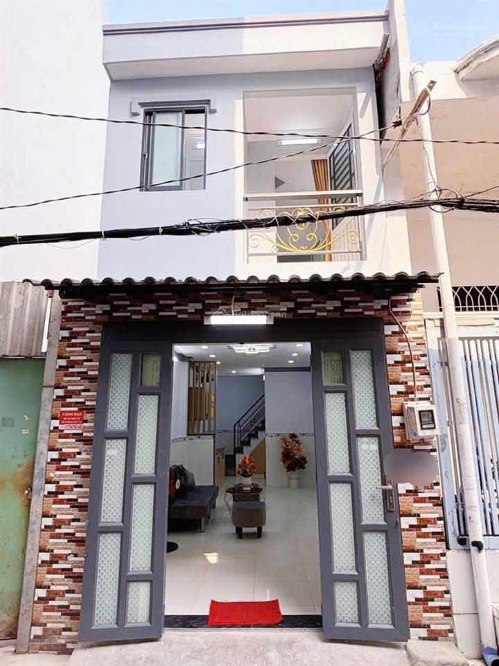 Nhà thanh lý căn nhà 1 trệt, 1 lầu, shr, gần nhà sách nguyễn văn cừ