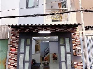 Nh thanh lý căn nhà 1 trệt, 1 lầu, shr, gần nhà sách nguyễn văn cừ