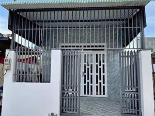 Nh thanh lý căn nhà cũ, hẻm 1/ đường dương đình cúc, xã tân kiên cách cầu bình điền 300m