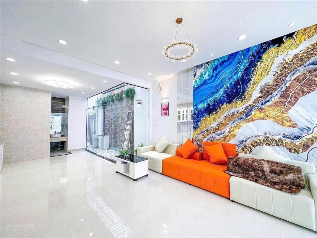 Bank thanh lí phát mãi căn nhà 1 trệt, 1 lầu ngay kdc bình hưng, sổ hồng riêng