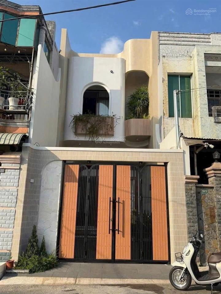 Thanh lý căn nhà 1 trệt 1 lầu gần vòng xoay an lạc, tphcm