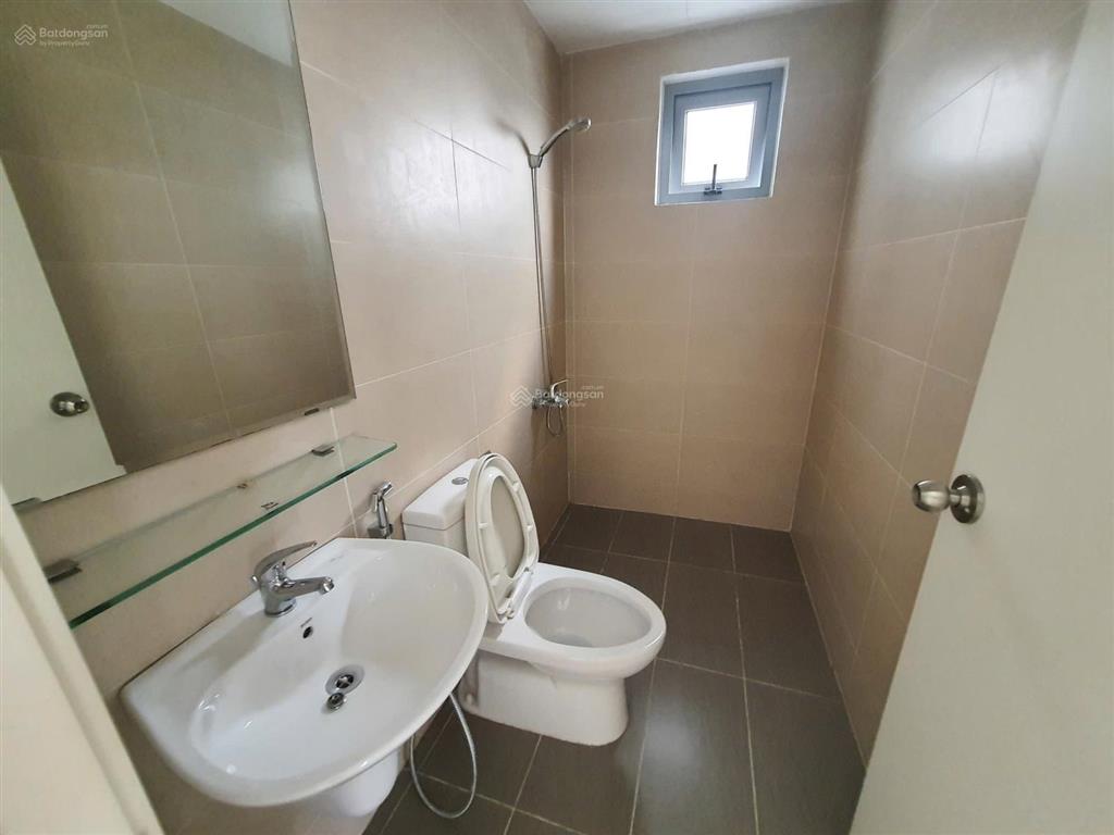 Cho thuê căn 2pn fresca, tầng cao view thoáng nhà trống, giá 5,5tr cọc 1 tháng, coi nhà ngay 24/7