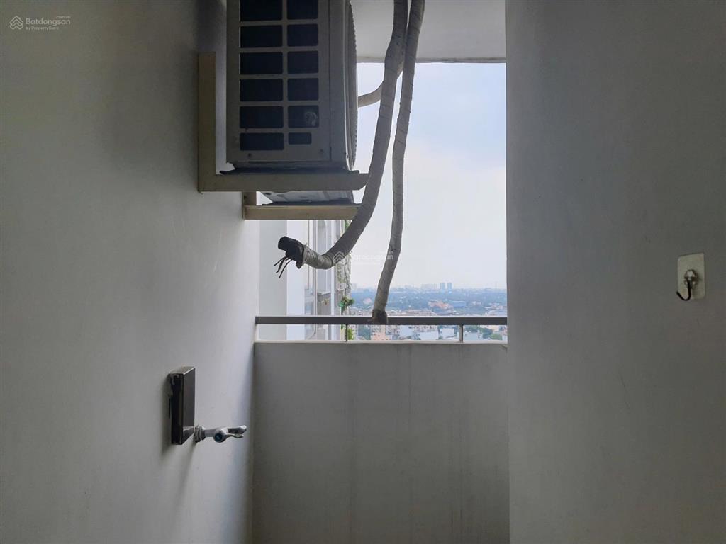 Cho thuê căn 2pn fresca, tầng cao view thoáng nhà trống, giá 5,5tr cọc 1 tháng, coi nhà ngay 24/7