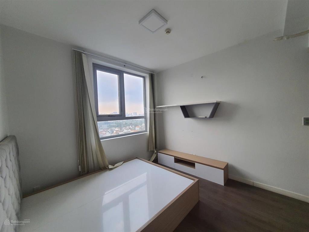 Cho thuê căn 2pn fresca, tầng cao view thoáng nhà trống, giá 5,5tr cọc 1 tháng, coi nhà ngay 24/7