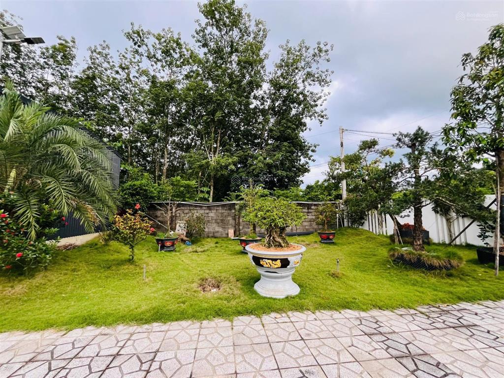 Bán nhà nghỉ dưỡng tại đường bà thiên, nhuận đức