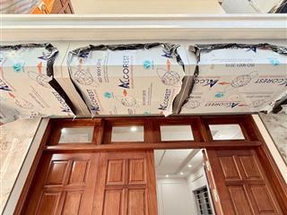 7,8 tỷ ngõ quỳnh  hai bà trưng dt40m 5t mt5.3  0967 019 *** lô góc  ngõ thông 30m ra ô tô