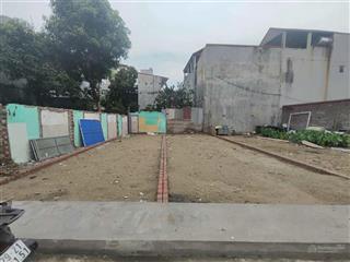 Cần bán đất dt 62m2, mt4m, full thổ cư, ngõ oto vào đỗ đất,  0967 019 ***, kinh doanh 70m ra phố