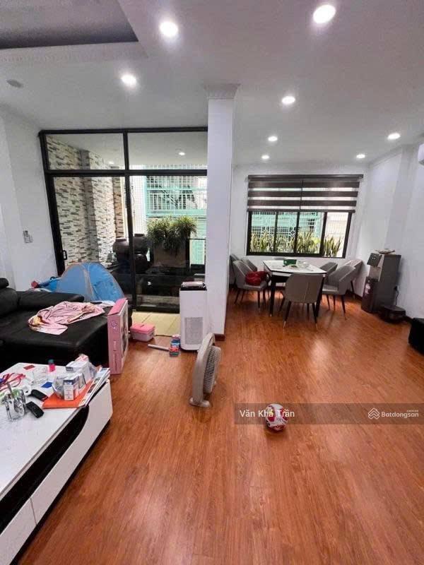 Bán nhà phân lô phố hoàng cầu  đống đa, 60m, 6 tầng thang máy, ô tô vào nhà, 29,9 tỷ