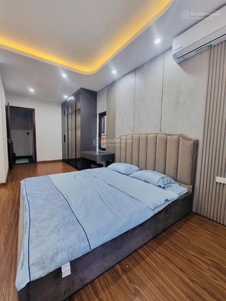 Bán nhà phân lô lê trọng tấn  thanh xuân lô góc 3, thang máy, ô tô vào nhà  13,9 tỷ