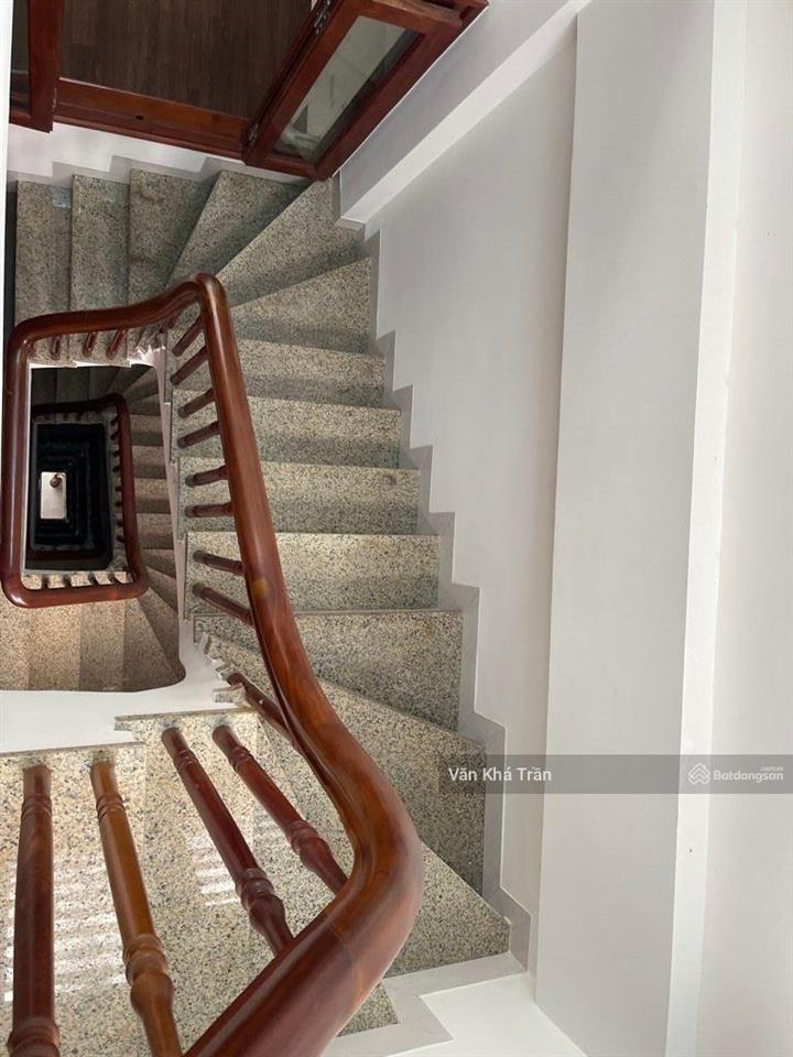 Bán tòa nhà phố nguyên hồng  ba đình, phân lô vip 64m², 8 tầng thang máy, gia chỉ 46 tỷ