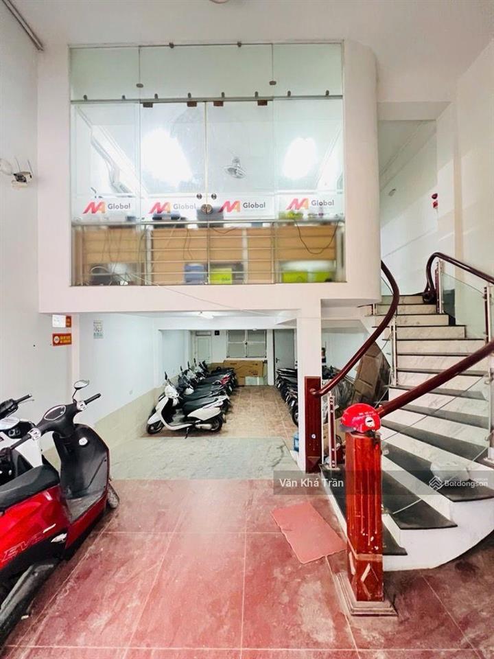 Bán tòa nhà vip phố lê văn lương, 78m2, xây 8 tầng thang máy, giá chào 58 tỷ