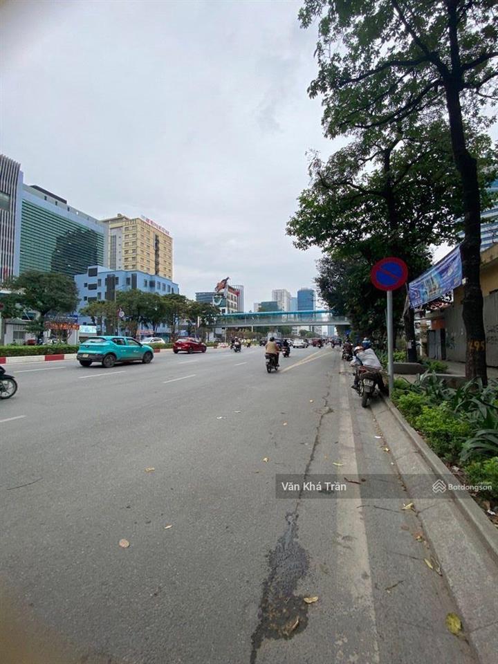 Bán nhà phố nguyễn chí thanh, đống đa, lô góc ô tô 52m 5 tầng 31 tỷ