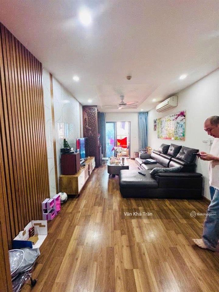 Bán nhà phố nguyễn chí thanh, đống đa, lô góc ô tô 52m 5 tầng 31 tỷ