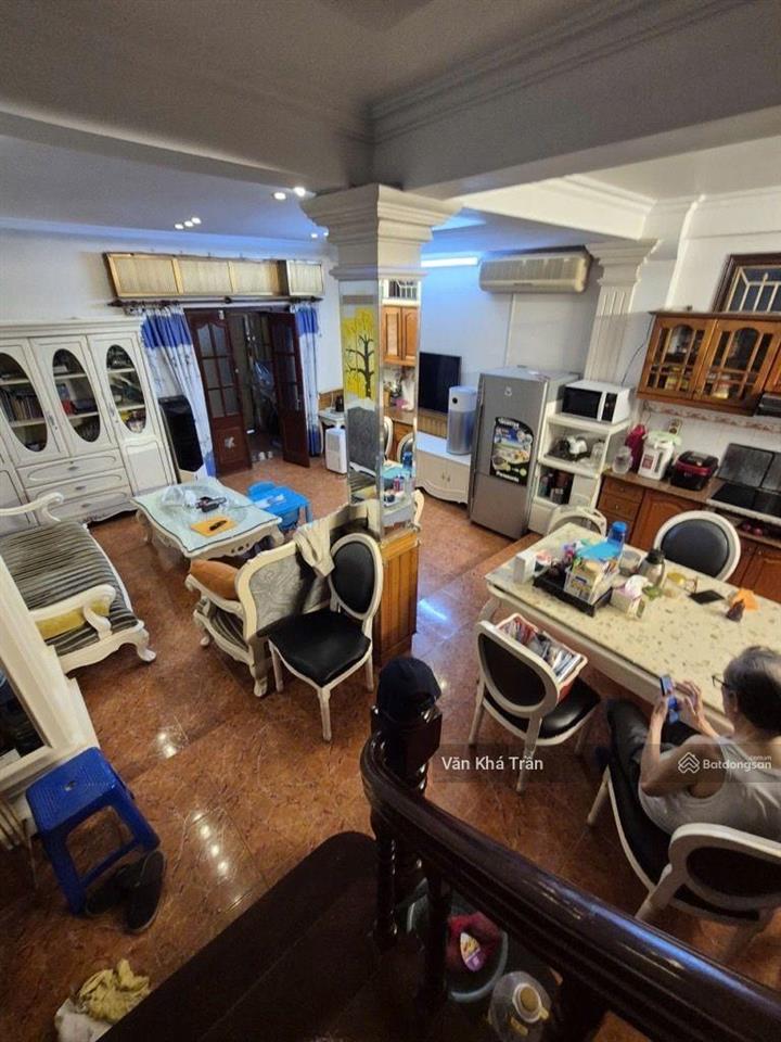 Bán nhà phố nguyễn chí thanh, đống đa, lô góc ô tô 52m 5 tầng 31 tỷ