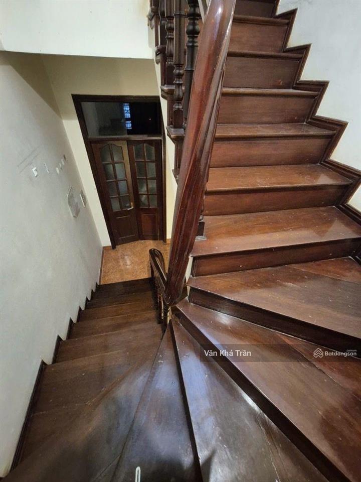 Bán nhà phố nguyễn chí thanh, đống đa, lô góc ô tô 52m 5 tầng 31 tỷ