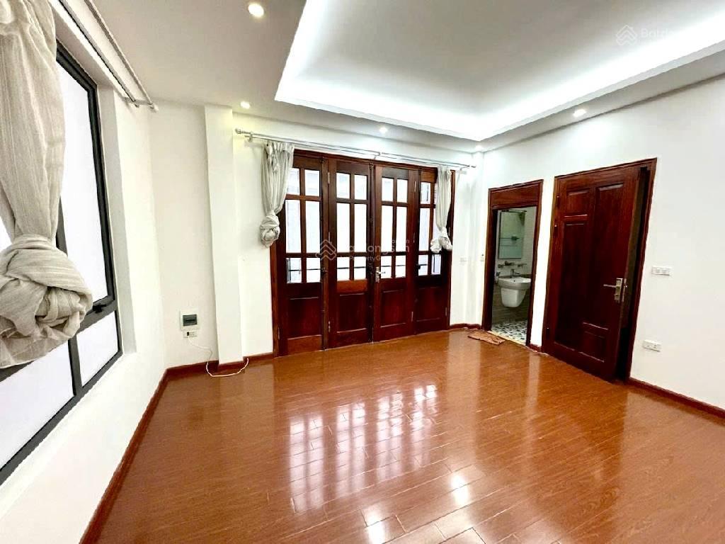 Bán nhà hoàng văn thái lô góc siêu hiếm 42m2 giá 15,5 tỷ