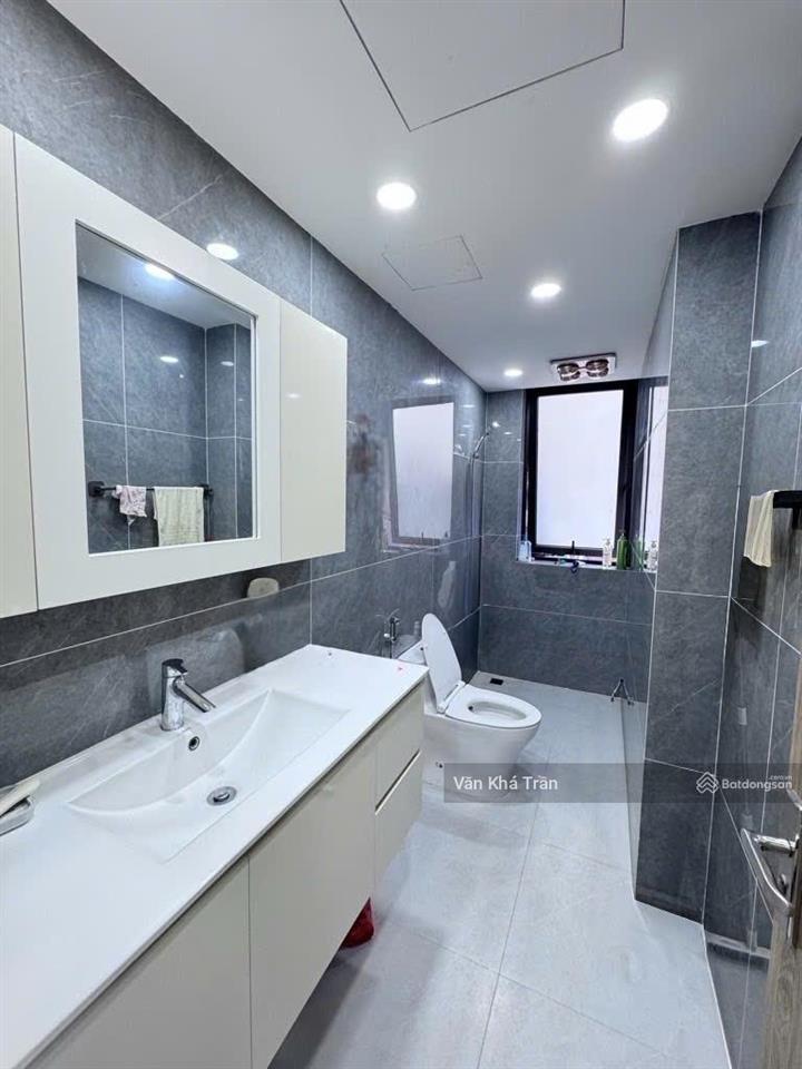 Bán nhà trần quang diệu, đống đa siêu đẹp 62m2 7 tầng thang máy ô tô 28 tỷ