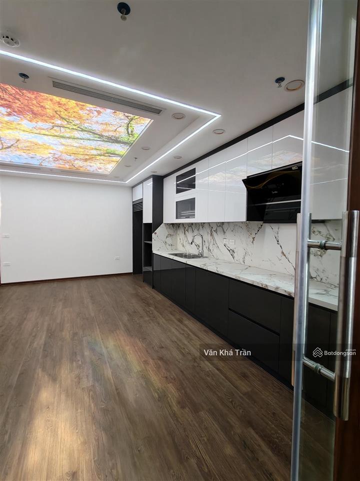 Bán nhà nguyên hồng, đống đa 8 tầng thang máy ô tô tránh 64m2 giá 45 tỷ