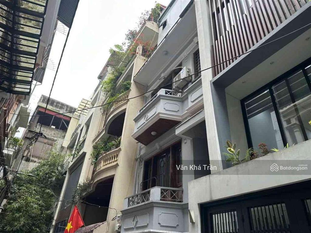 Bán nhà hoàng cầu ô tô tránh gần phố 60m2 mặt tiền 5m giá 26 tỷ