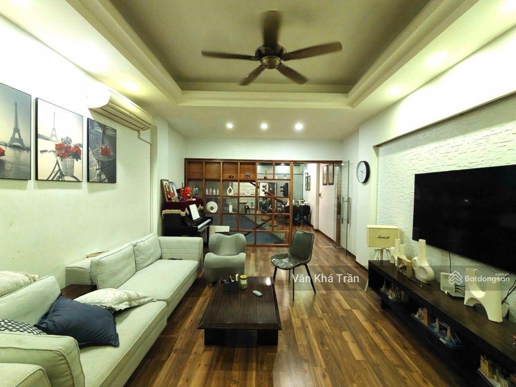 Bán nhà hoàng cầu, đống đa phân lô ô tô tránh vỉa hè 51m2 giá 30,5 tỷ