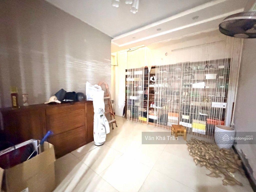 Bán nhà hoàng cầu, đống đa phân lô ô tô tránh vỉa hè 51m2 giá 30,5 tỷ