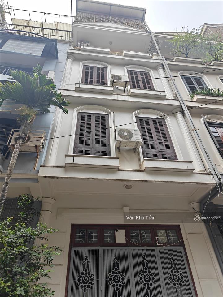 Bán nhà hoàng cầu, đống đa phân lô ô tô tránh vỉa hè 51m2 giá 30,5 tỷ