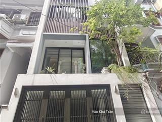 Bán nhà hoàng cầu phân lô ô tô tránh gần phố 60m2 giá 26 tỷ