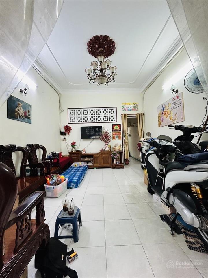 Mặt tiền hẻm xe hơi thông ra bùi văn ba  hẻm mới nâng đẹp  2 tầng ngang 4m  giá tốt tlcc