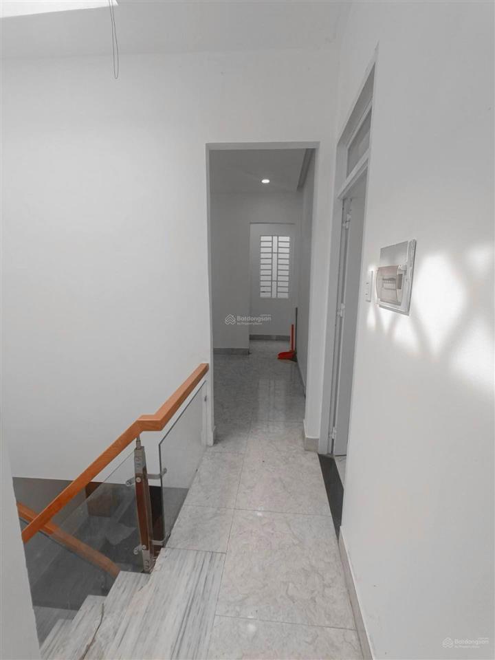Nhà lê đức thọ  sát mặt tiền  65m  2 tầng  chỉ 4.6 tỷ