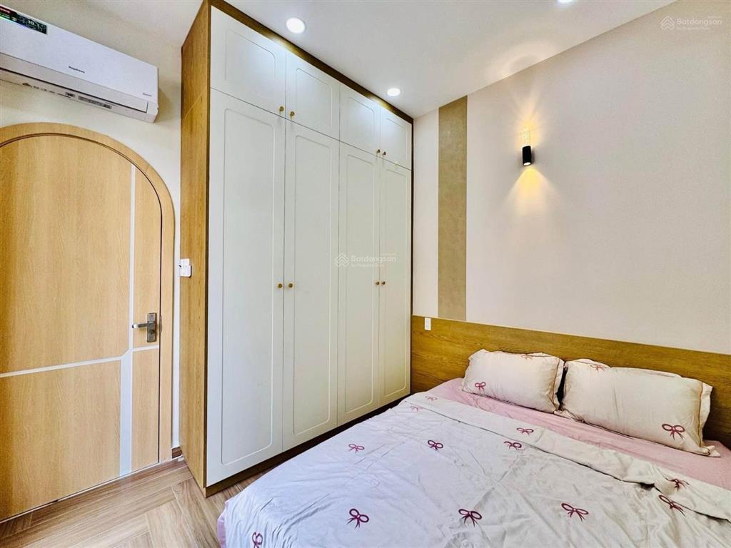Gần 60m ngang 4.5m sổ vuông a4 full nội thất cao cấp 8,45 tỷ
