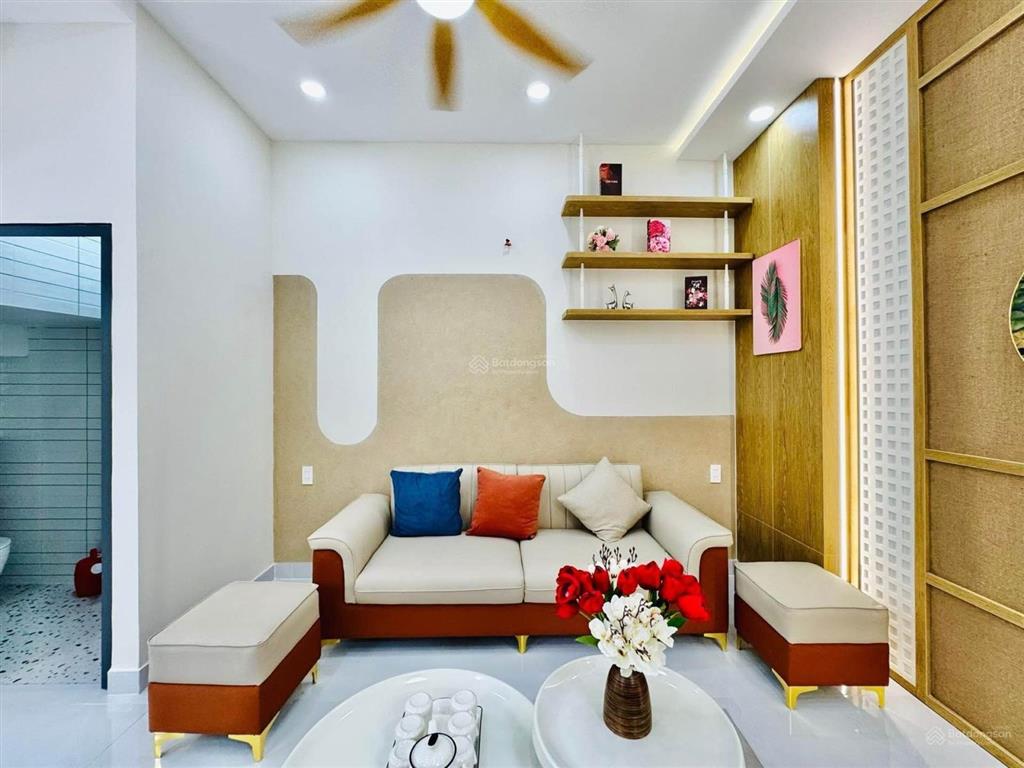 Gần 60m ngang 4.5m sổ vuông a4 full nội thất cao cấp 8,45 tỷ