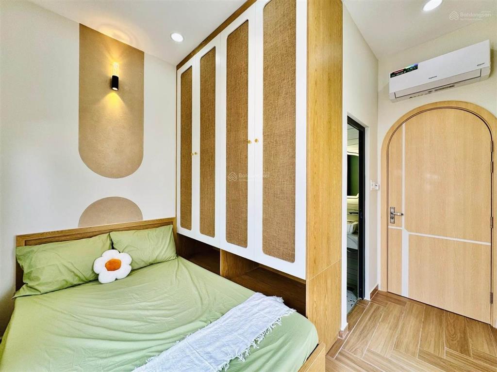 Gần 60m ngang 4.5m sổ vuông a4 full nội thất cao cấp 8,45 tỷ