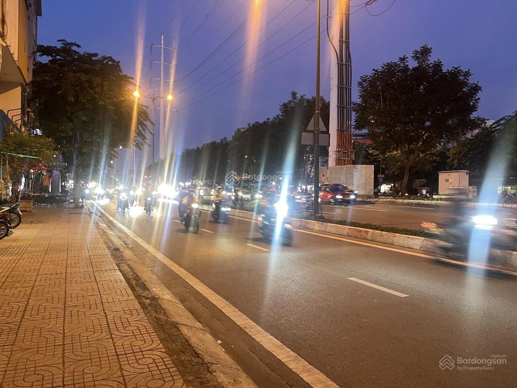 Mặt tiền thụt phạm văn đồng, 228/240 m2, nở hậu 23,2 tỷ