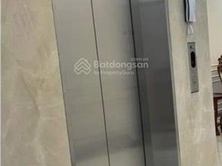 Mình cho thuê nhà lô góc, sát xã đàn, ô chợ dừa, nguyễn lương bằng, thang máy 112m2* 4,5t32 tr