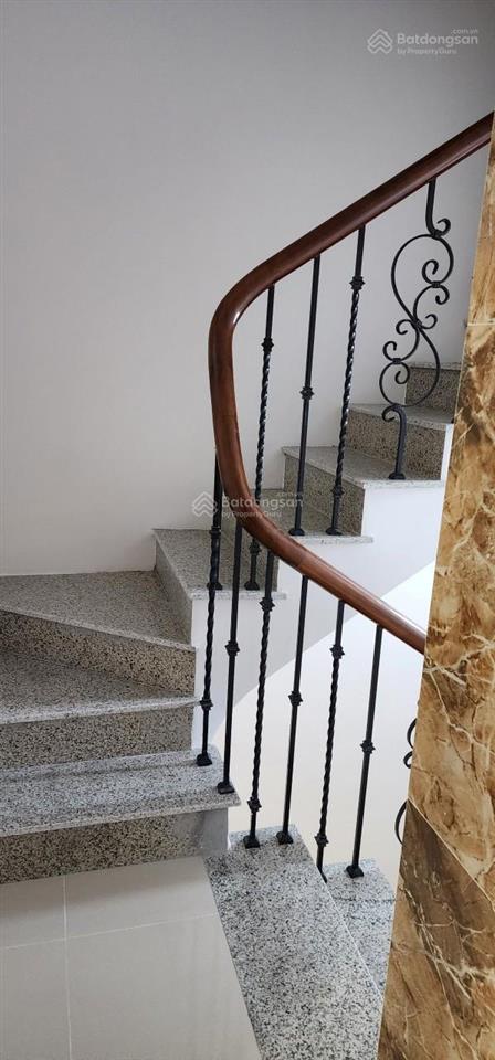 Tôi cho thuê nhà, giáp thái thịnh, yên lãng, nguyễn văn tuyết 123m2* 5t 49 tr, nhà hàng, kd, vp
