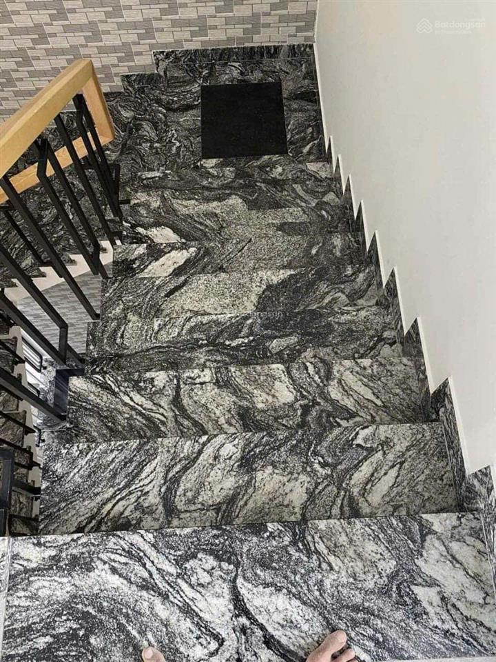 Nhà mình cho thuê nhà, 124m2, 5t gần duy tân, thành thái, trần thái tông, 49 tr, vp, nhà hàng, kd