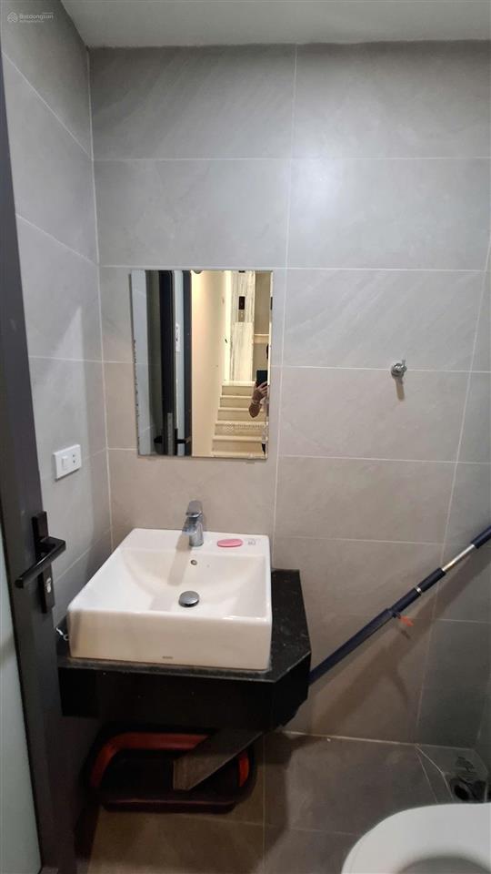 Cho thuê nhà, 109m2 5t, sát nguyễn thị định, hoàng ngân, nguyễn thị thập46 tr, vp, nhà hàng, kd